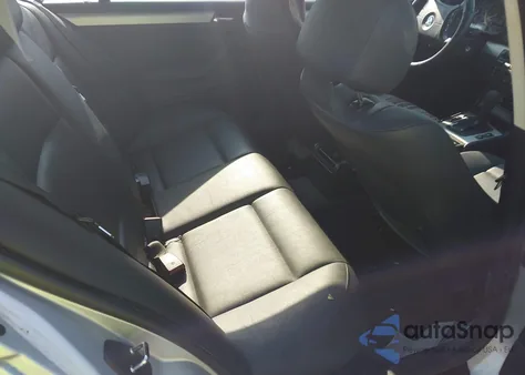 2004 BMW 325I from USA, damaged, VIN WBAET37484NJ95147